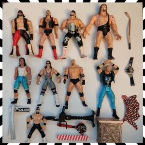 Vintage WCW Figures With Accessories